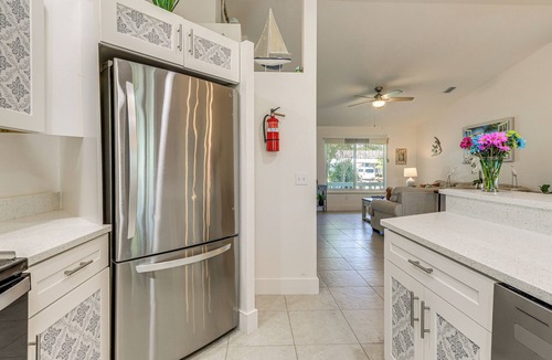 Florida Ridge House | 'Beach Blessings': Beautiful Home in Vero Beach!