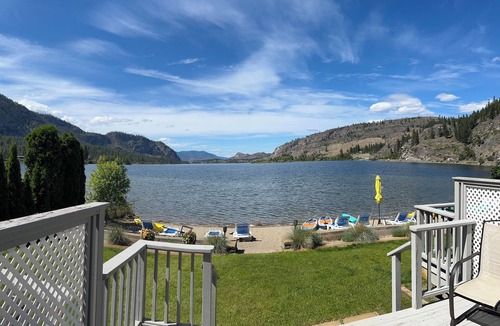 Okanagan-Similkameen House | Beach Front, Lake Front, Wine Country, Paddle boards #1