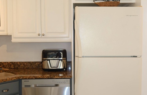 Fort Pierce Apartment | Beach & Golf Paradise Steps to Ocean + Clubhouse