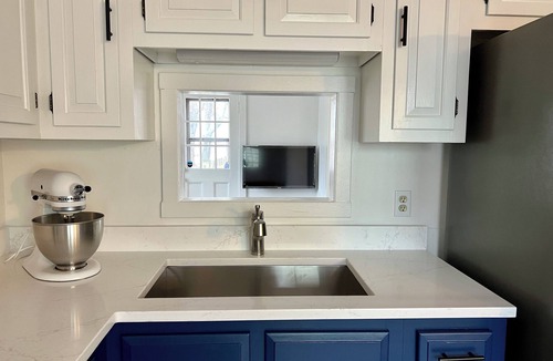 South End House | Beach House in Lakeside Park - Burlington