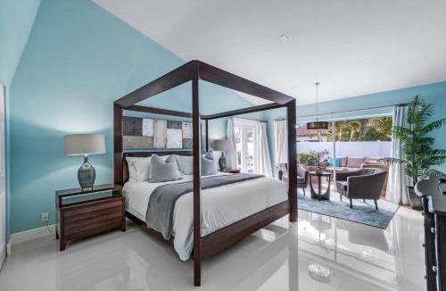 Singer Island House | Beach Lux - Heated Pool with Infinity Spa, Cabana, BBQ, Golden Tee - Walk to Beach - by Maven Vacation Rentals