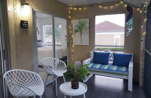Fountain Lakes House | BEACH & SUNSETS CONDO!
