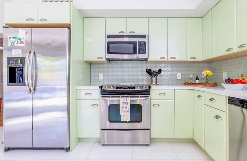 Dania Beach Villa | Beachside Bliss Lush Private Pool, BBQ, King Bed