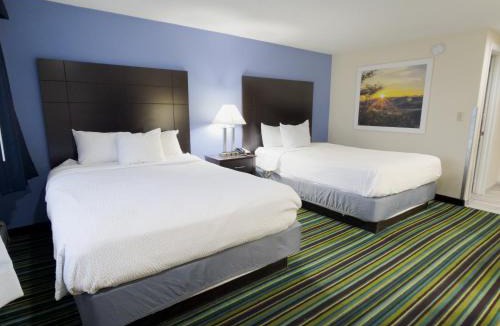 Lincoln Hotel | Beacon Inn & Suites