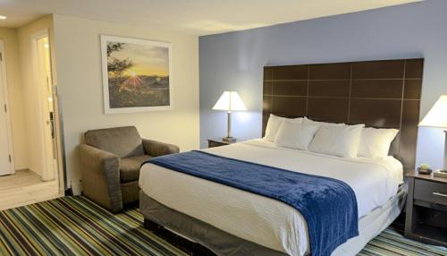 Lincoln Hotel | Beacon Inn & Suites