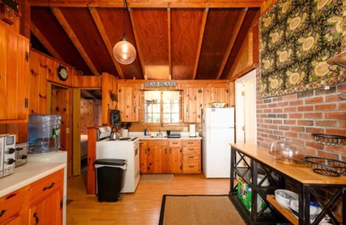 Meredith Apartment | Bear Island Escape | Lake Views + Kayak | Dock