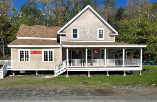 Rockwood Bed & Breakfast | Bears Den Lodge B & B Room 2