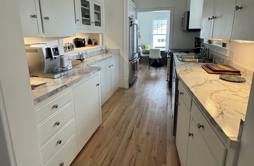 Cheyenne House | Beat the Heat! Updated Historic 3 BR, 3 BA Bungalow with AC