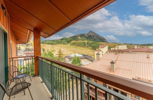 Mount Crested Butte House | Beautiful 1 Bedroom with Full mountain views