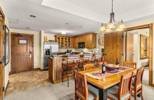 Mount Crested Butte House | Beautiful 1 Bedroom with Full mountain views