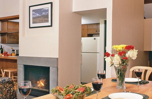 Lincoln Apartment | Beautiful 2 bedroom unit at resort, sleeps 6