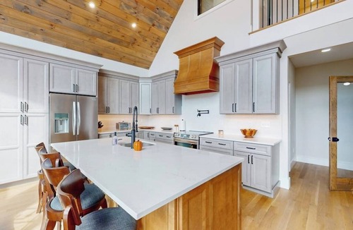Jackson House | Beautiful 4 BR house - Skiing, Hiking & Golfing - perfect outdoor retreat