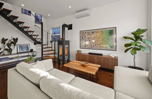 Grandview-Woodland House | Beautiful and Modern House near Commercial Drive