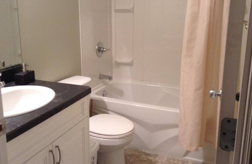 Moose Jaw House | Beautiful & clean! Close to groceries, most amenities, restaurants and bars!