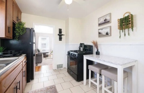 Garfield Heights House | Beautiful Cozy Bungalow & Office