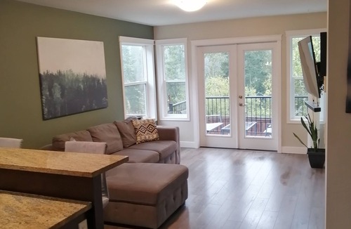 Shawnigan Lake House | Beautiful family 2-bedroom home in Shawnigan Lake!