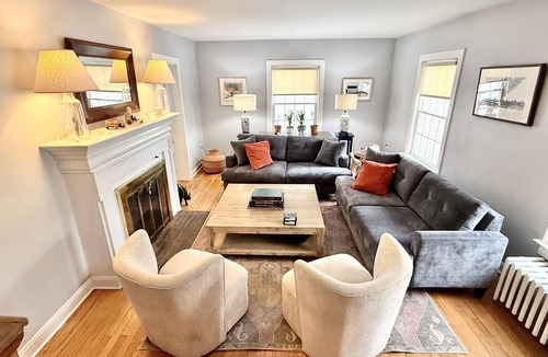 South End House | Beautiful home in Burlington's South End, humans and dogs welcome!