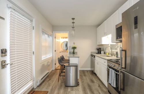 Lochmere House | Beautiful Lake Views