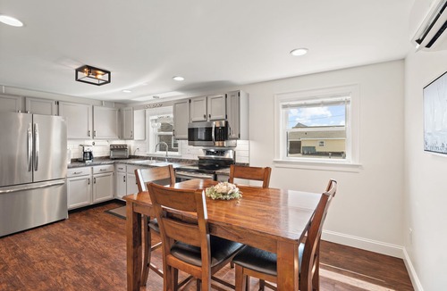 Salisbury Beach Apartment | Beautiful, Large 3-bedroom luxury apartment that's 300' from Salisbury Beach