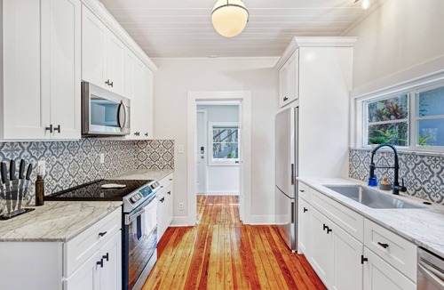 Parrot Cove House | Beautiful Newly Renovated Home Close to Downtown & Beach