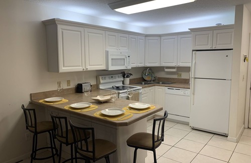 Fort Pierce Condo | Beautiful Ocean Village - On Hole One of the lower floor of the golf course
