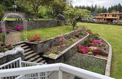 Anmore House | Beautiful, Quiet, Comfortable Vacation Second Suite