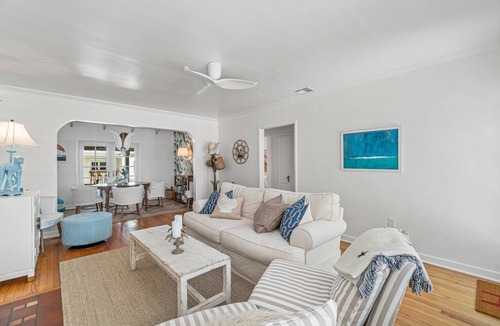 Parrot Cove House | Beautiful remodeled home with pool and spa, 1 mile to the beach!