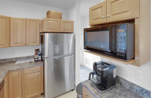 Thornton House | Beautiful resort condo with golf course views