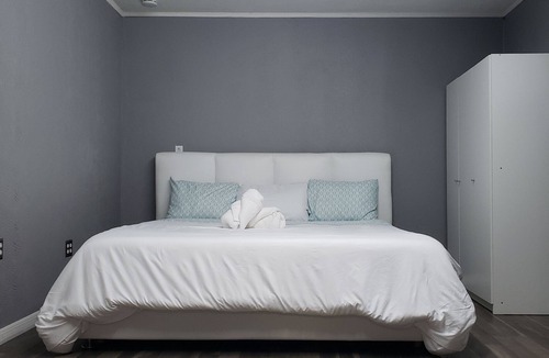 Pembroke Pines Apartment | Beautiful studio. .