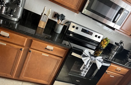 Jensen Beach House | Beautiful upgraded home in Jensen Beach with lake view, heated pool and jacuzzi