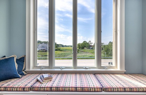 Hampton House | Beautiful Upscale Oceanside Home on Plaice Cove