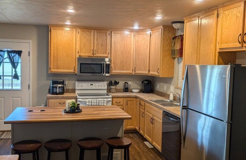 Piedmont House | Beautiful views of the Black Hills with easy access to I-90 in Piedmont