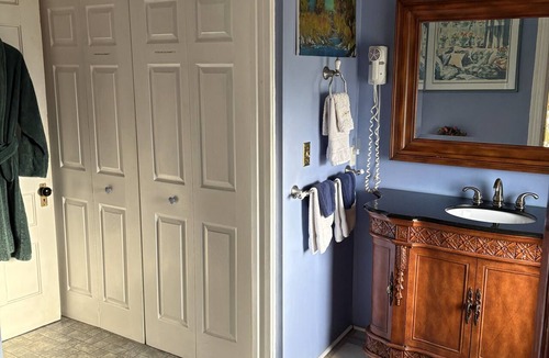 Poultney Bed & Breakfast | Bentley House Bed and Breakfast