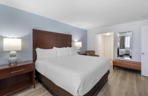 West Palm Beach Hotel | Best Western Palm Beach Lakes
