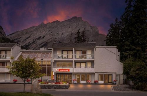 Banff Hotel | Best Western Plus Banff International Lodge