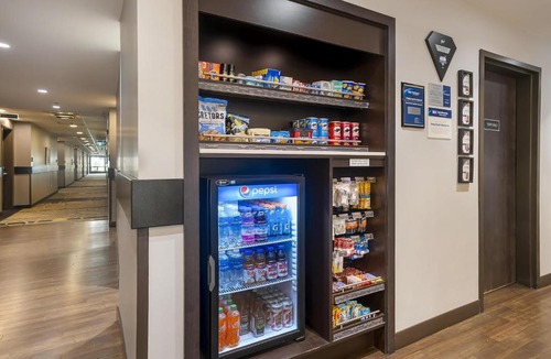 Saskatoon Hotel | Best Western Plus East Side