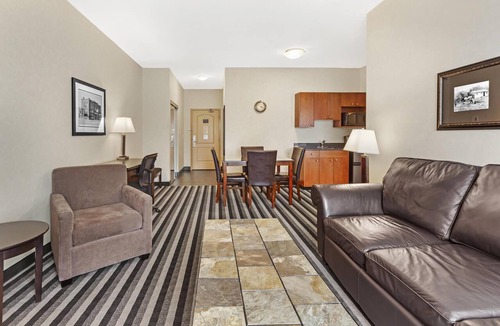 County of Vermilion River Hotel | Best Western Plus Meridian Hotel