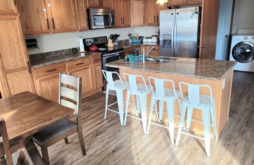 Summerset House | Big family home in Blackhills!