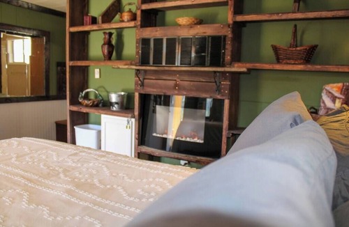 Howard Hotel | Black Bear Lodge 2