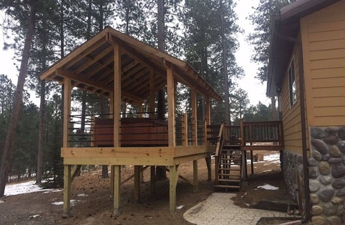 Rapid City Cabin | Black Hills Cabin Located Off The Beaten Path Perfect For Some R&R at Miners!