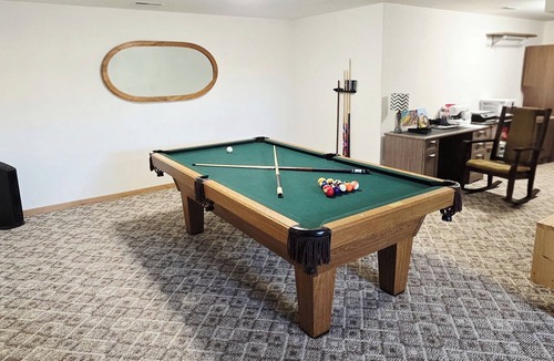 Rapid Valley House | Black Hills Homebase ♡ Sturgis Rally House Sleeps 10 Lots of Parking