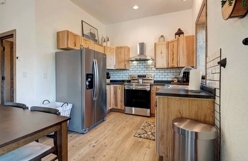 Rapid City House | Black Hills Tiny Resort Mountain Side