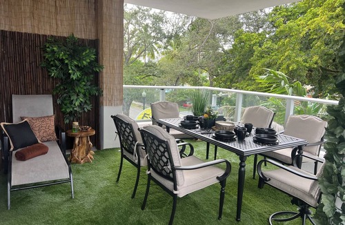 Parkside Apartment | Black Rock Apart Home Parking free Beach 5 min