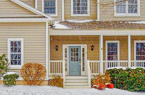 South Burlington House | Blissful Wakes