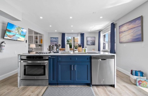 Florida North Atlantic Coast House | `Blue Lagoon` Waterfront, Heated Salt Pool