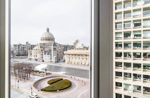Prudential - St. Botolph Apartment | Blueground | Prudential/St. Botolph, pool, nr Fenway Park