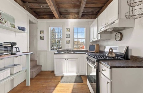 Bernard House | Boat Builders House - Oceanfront Acadia Getaway