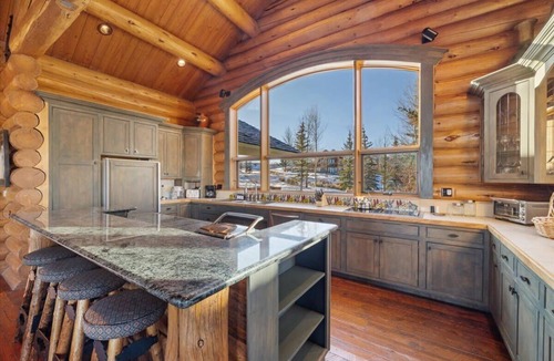 Spring Creek Ranch House | Boundary JH: Hole in the Sky