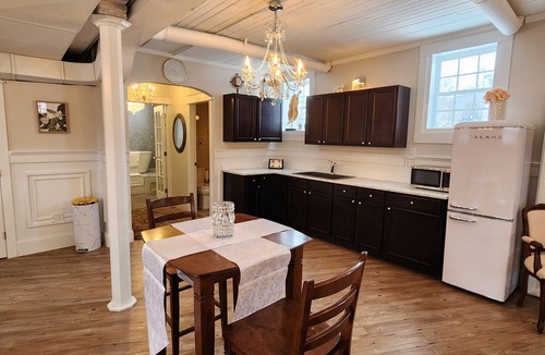 Hawarden House | Boutique rental suite in antique church,15 mins from Lake Diefenbaker! Sleeps 6+