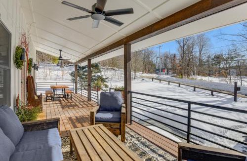Bradford House | Bradford Group Getaway! Cabin w/Deck & Fire Pit